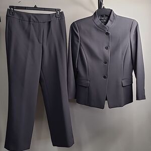 Focus 2000 sz 8 gray pants suit.  100% poly shell& lining